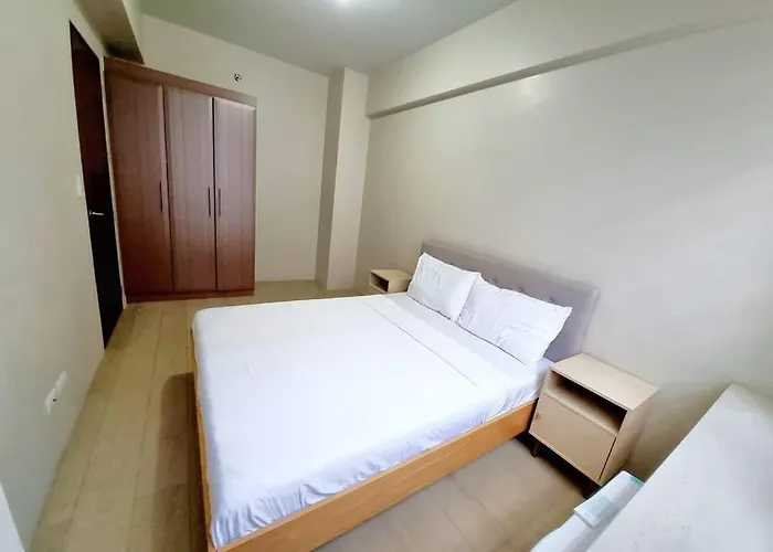 Apartment One Palm Tree Villas Manila